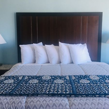 Dolphin Cove Motel Писмо Бич Экстерьер фото