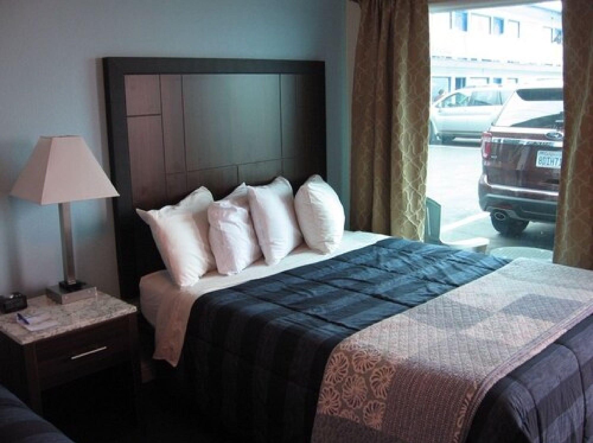 Dolphin Cove Motel Писмо Бич Экстерьер фото
